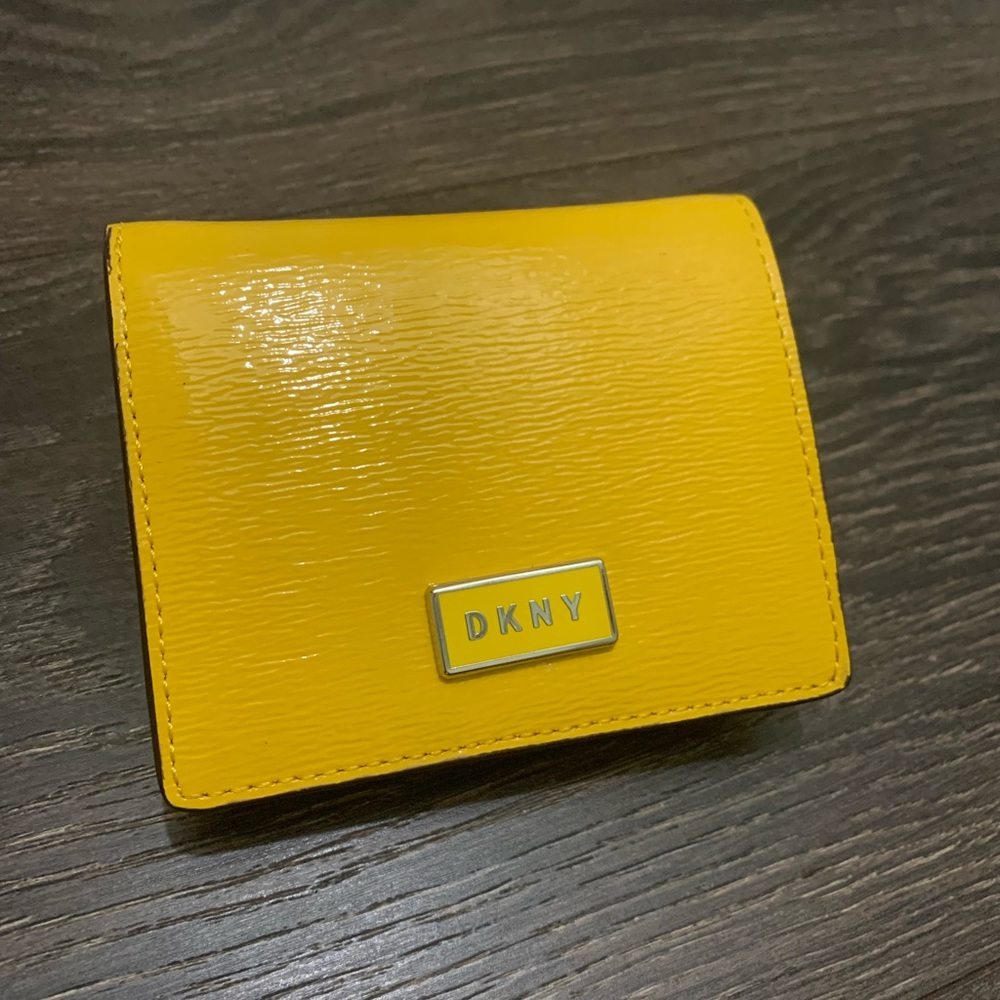 DKNY Yellow Wallet NWOT